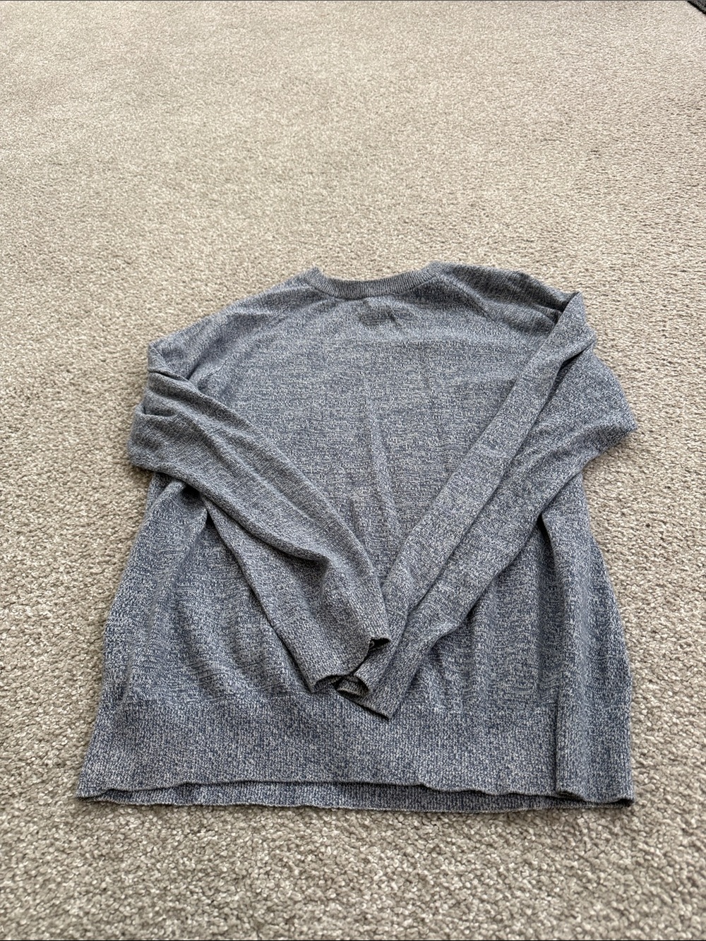 H&M Men's Gray Crewneck Sweater